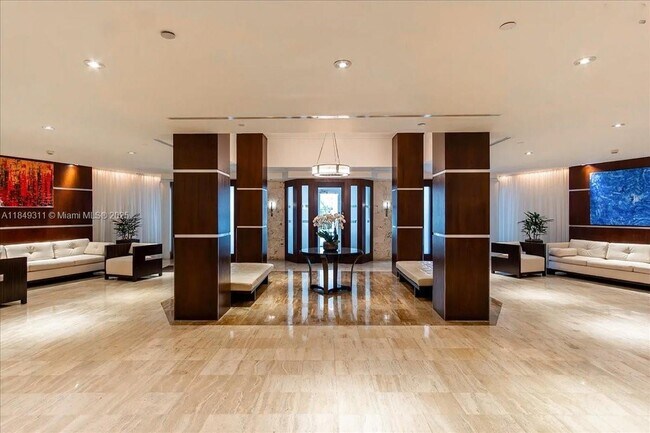 Building Photo - 2451 Brickell Ave