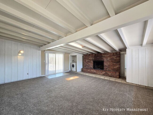Building Photo - 713 N 18th St