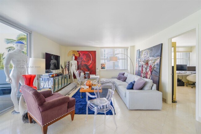 Building Photo - 5838 Collins Ave