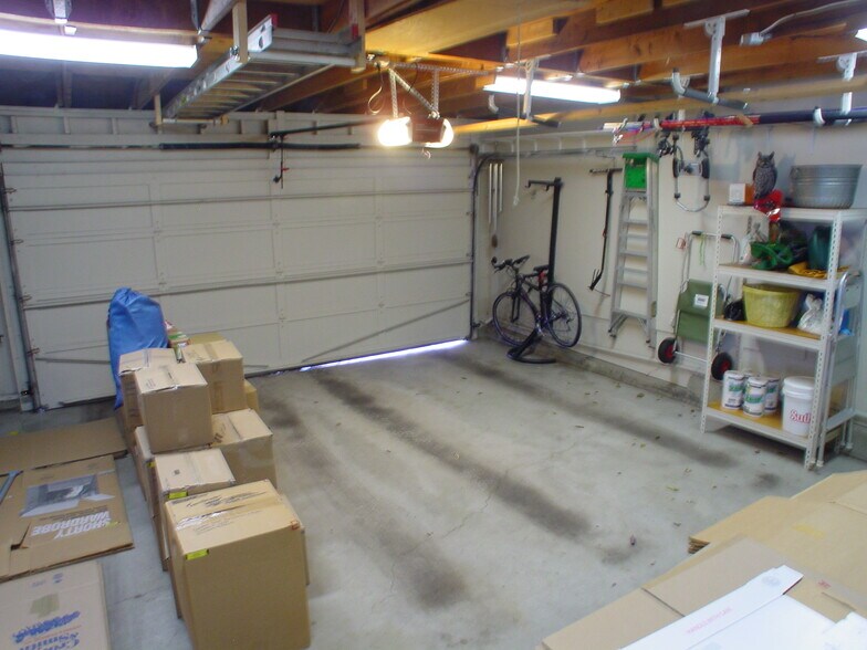 Building Photo - 3108 Eastwood Ct