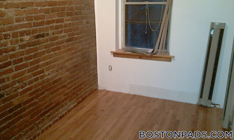 Building Photo - 89 Prince St