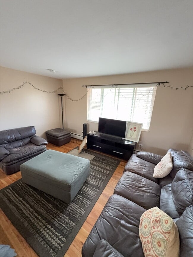 Building Photo - "Charming 3-Bedroom Boulder home!"