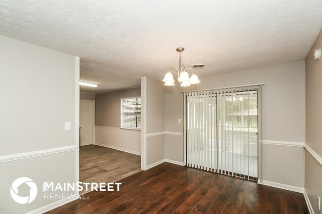 Building Photo - 155 Hunt Ridge Dr