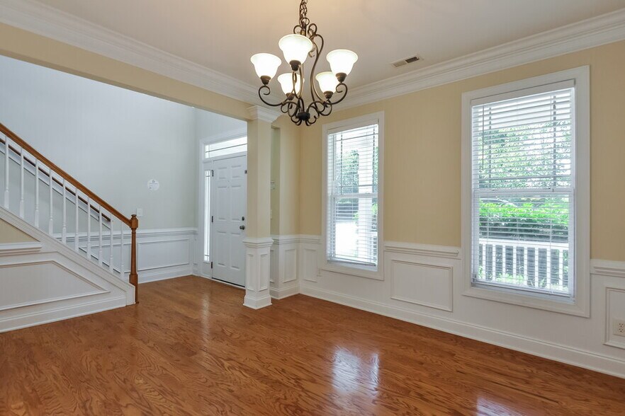 Building Photo - 1105 Steelhorse Dr