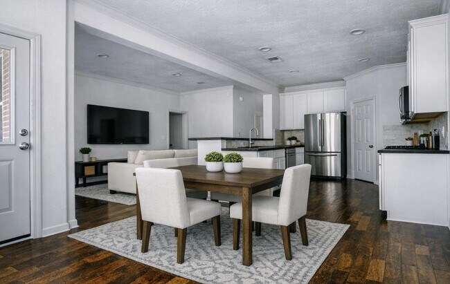 Building Photo - 24531 Via Salerno Ct