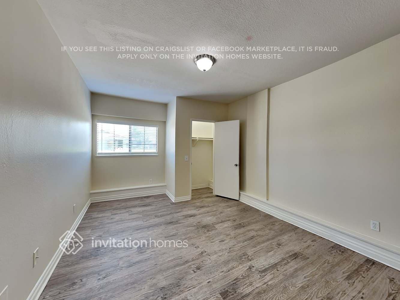 Building Photo - 23706 New England Dr