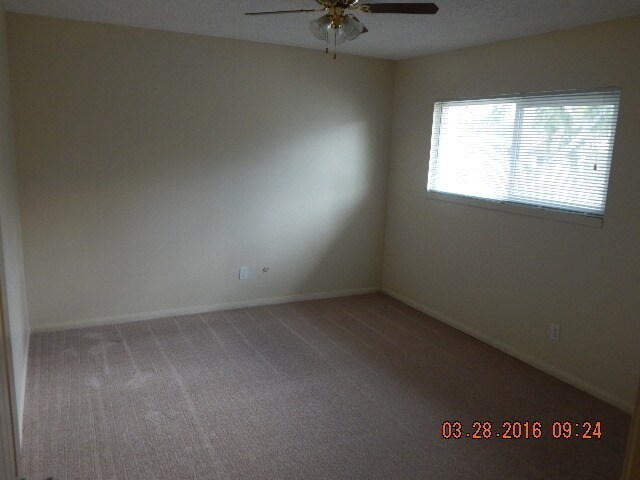 Building Photo - 3451 Columbia Ave