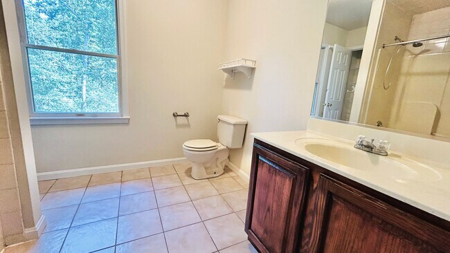Building Photo - 8+ PRIVATE ACRES - KING GEORGE