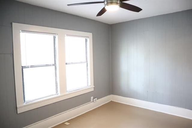 Building Photo - 1116 N Bell Ave