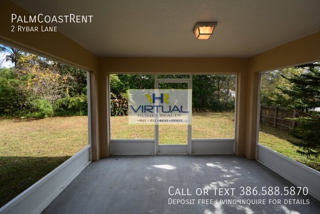 Building Photo - Screened in Porch! Partially Fenced in Yard!