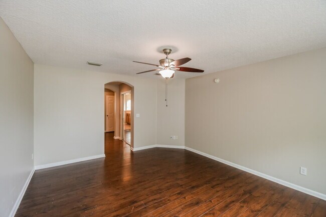 Building Photo - 2301 Bluegill Ct