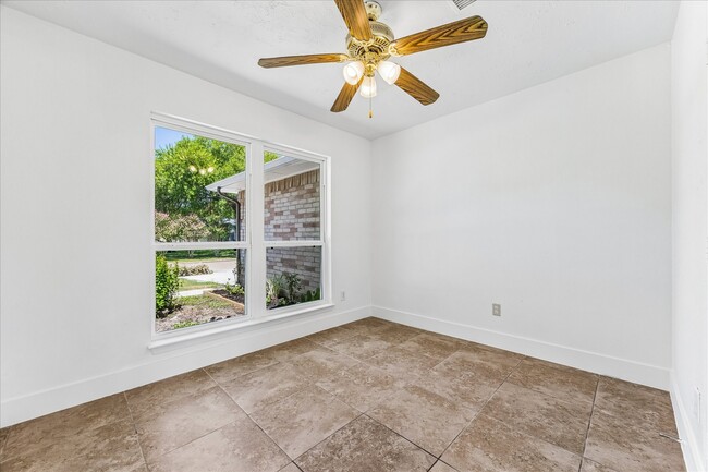 Building Photo - 10111 Limewood Ln