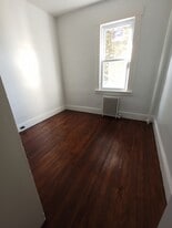 Building Photo - 26 Caroline Ave