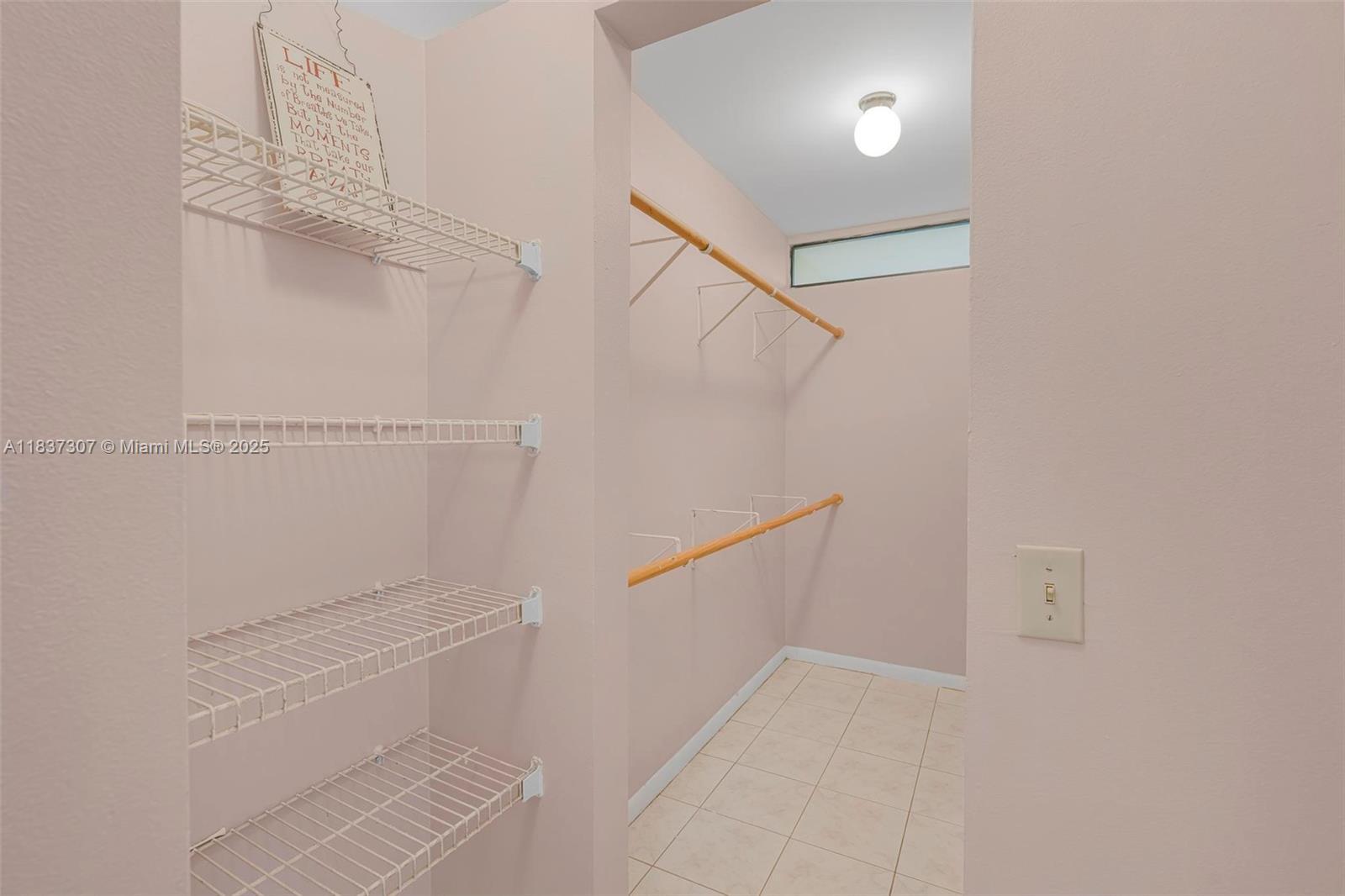 Building Photo - 2911 SW 87th Ter