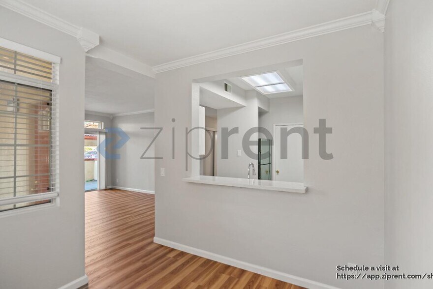 Building Photo - 7054 Dublin Meadows St