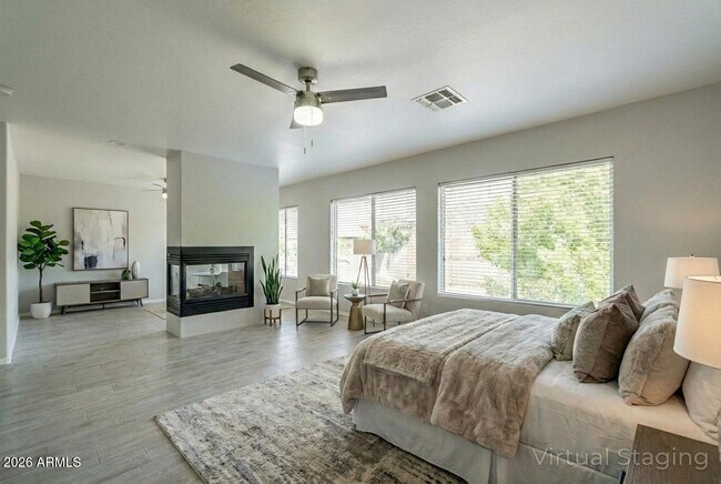 Building Photo - 6326 W El Cortez Pl