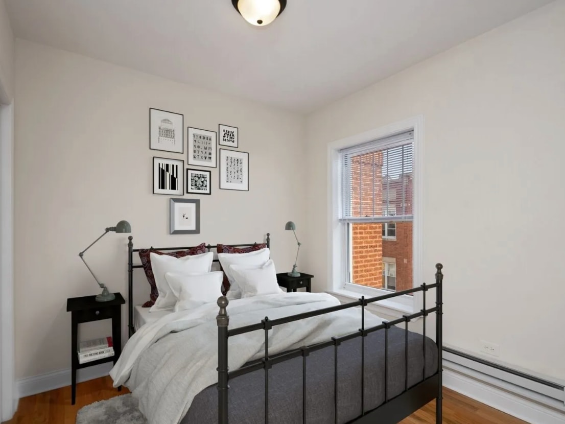 Building Photo - 951 W Cornelia Ave