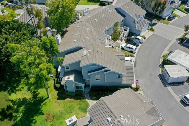 Building Photo - 19 Dover Pl