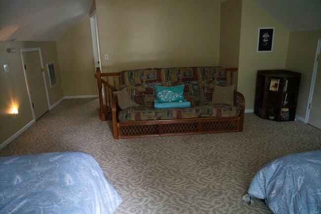 Building Photo - 266 Paradise Island Dr