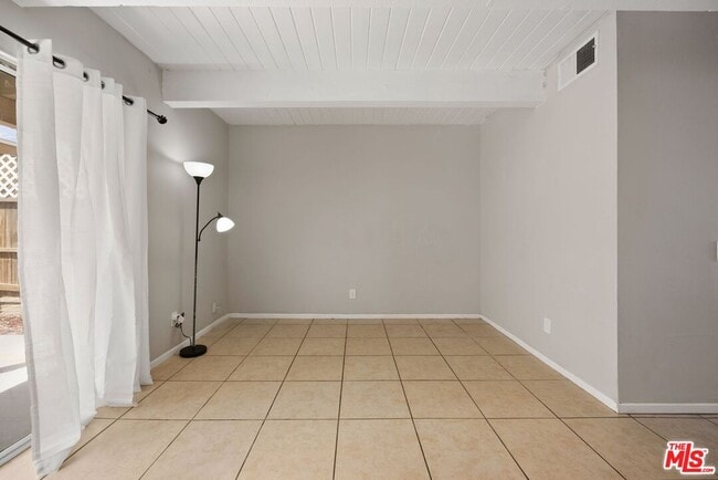 Building Photo - 43614 Stanridge Ave