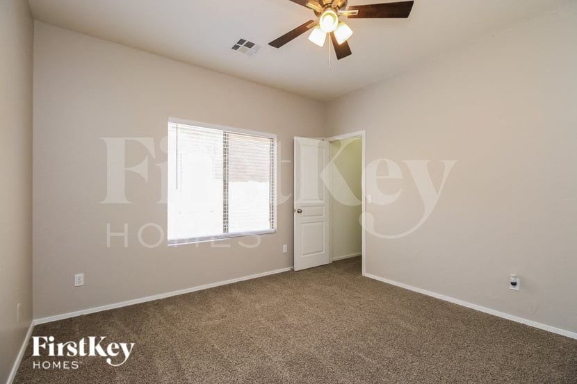 Building Photo - 29252 N Sunquest Dr