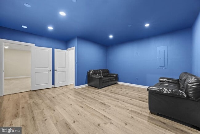 Building Photo - 7147 Starmount Ct