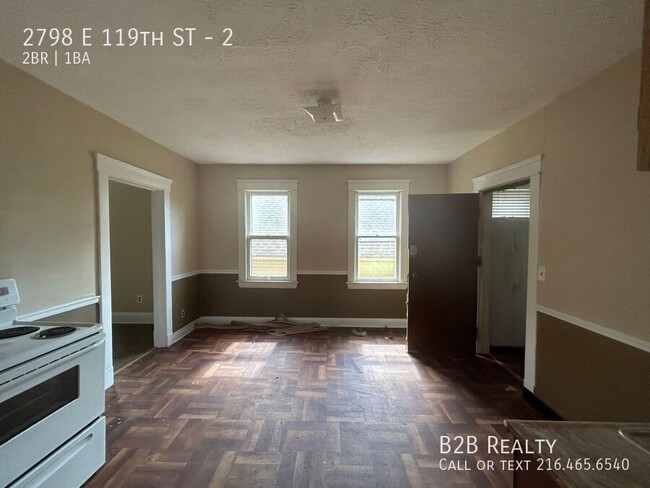 Building Photo - Charming 2-Bedroom Property in Prime Location