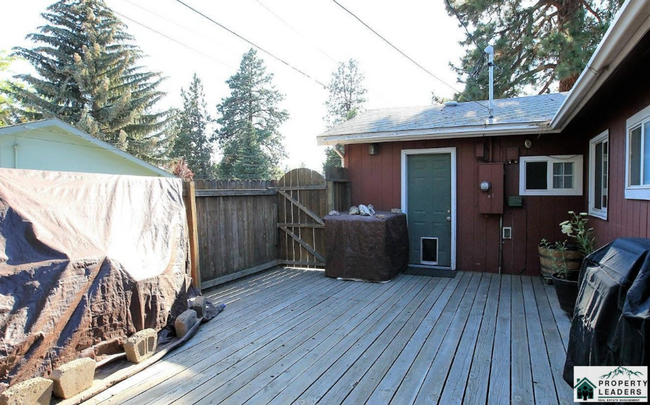 Building Photo - Charming 3-Bedroom Home Across from Orchar...