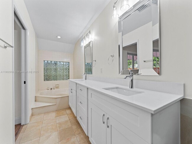 Building Photo - 9947 NW 47th Terrace