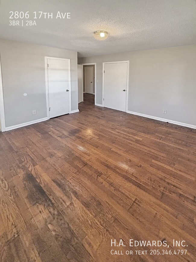 Building Photo - 2806 17th Ave