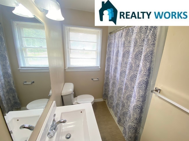 Building Photo - Great 3 bedroom home available in north Lincoln.