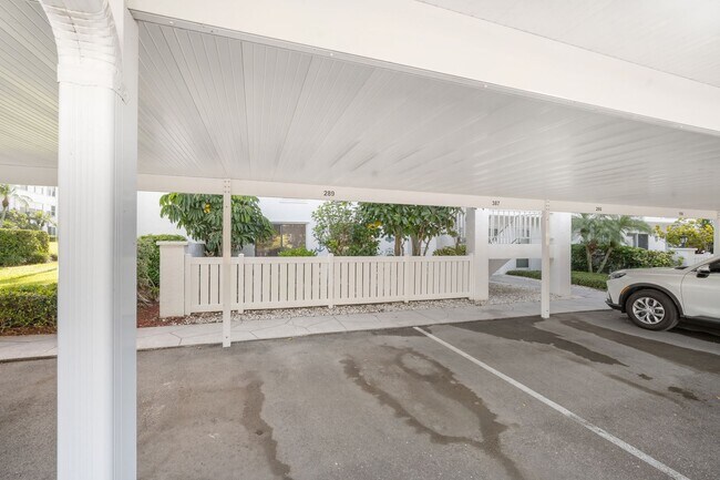 Building Photo - Fully Furnished 2BR/2BA Condo in Premier 5...