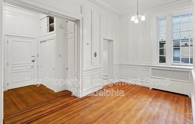 Building Photo - 229 S 22nd St
