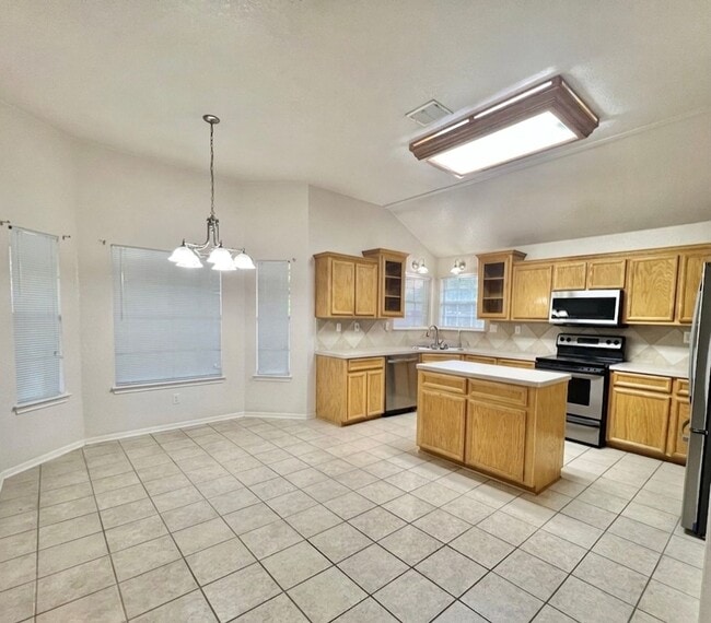 Building Photo - AVAILABLE NOW; APPLY AT OUR WEBSITE TODAY!!