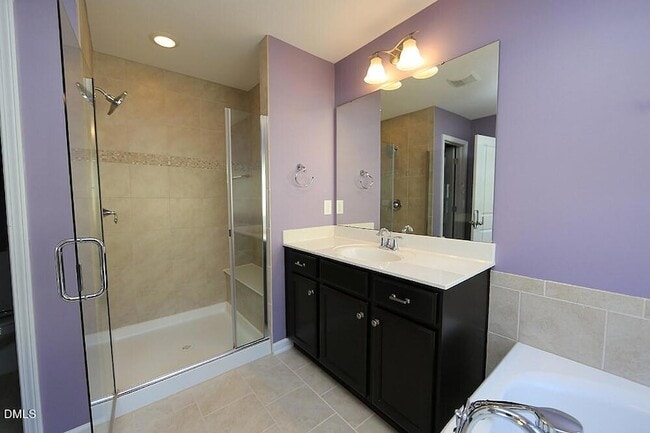 Building Photo - 446 Methven Grove Dr