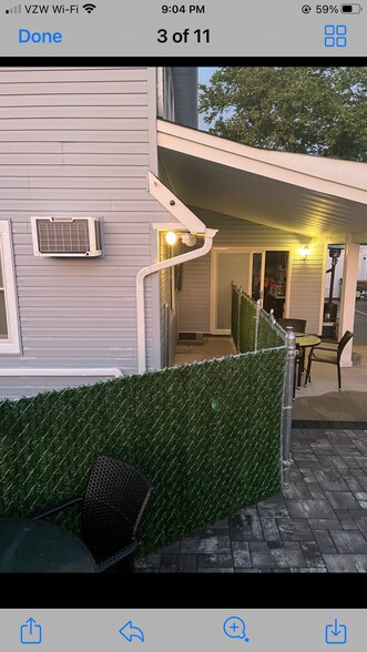 Building Photo - 2 Carriage Ln