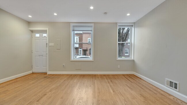 Building Photo - 29 Bates St NW