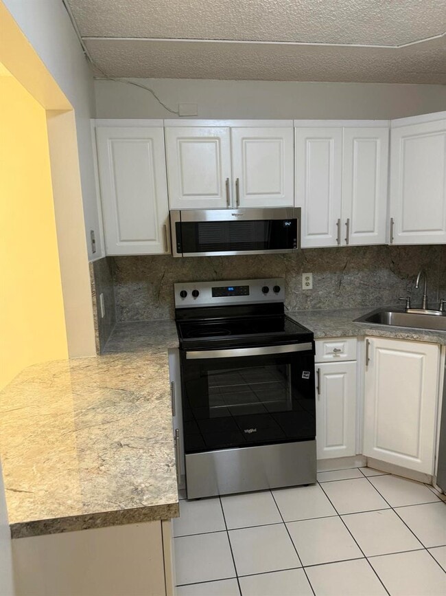 Building Photo - 4961 Sable Pine Cir