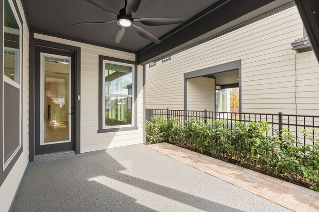Building Photo - 6504 Barnstorm Wy