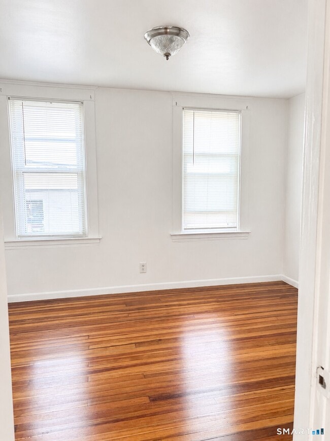 Building Photo - 400 Treadwell St