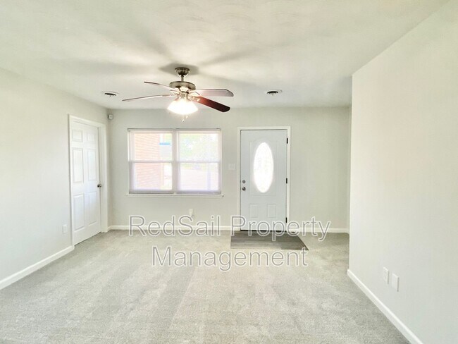 Building Photo - 701 Whitney Ct