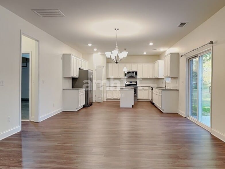 Building Photo - 3920 Riceland Pl