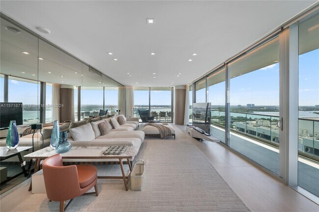 Building Photo - 10203 Collins Ave