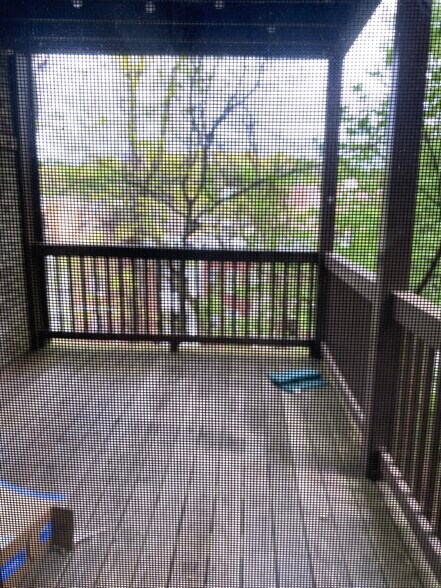 Building Photo - 187 Winthrop Rd