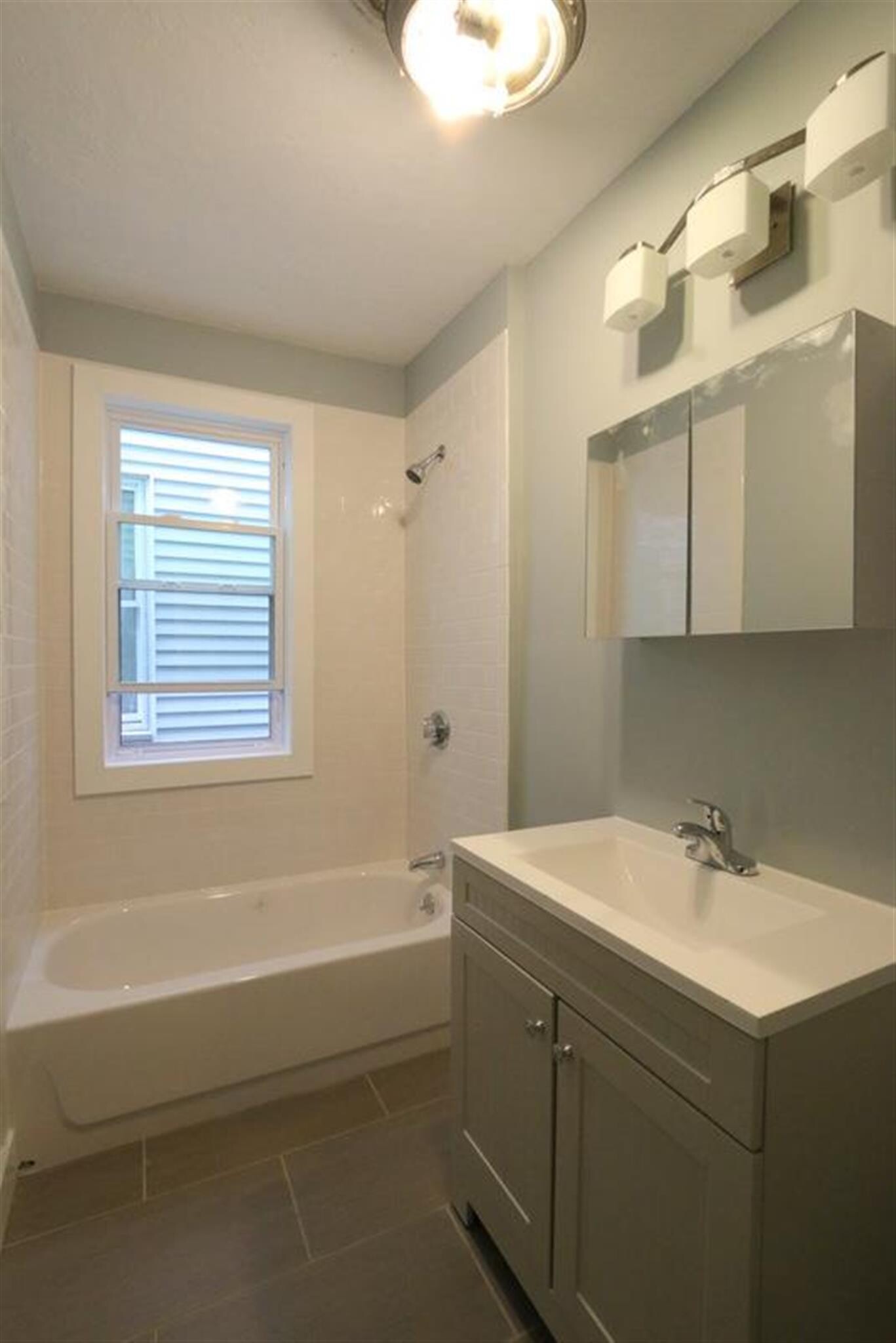 Building Photo - 21 Granite St