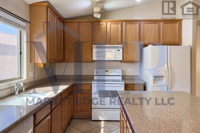 Building Photo - 4Bed/2Bath House at Alma School/Ocotillo R...