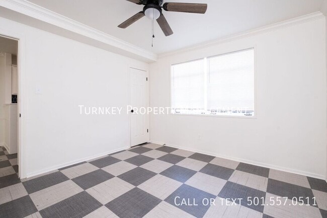 Building Photo - 623 Sherman St