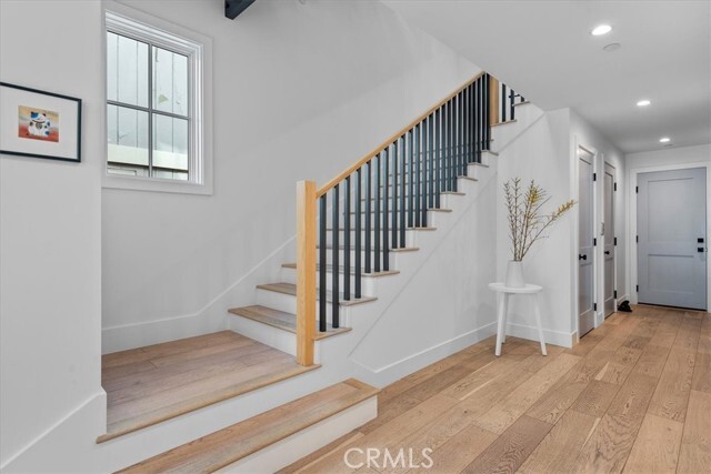 Building Photo - 441 34th St