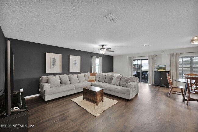 Building Photo - 6119 Black Filly Ln