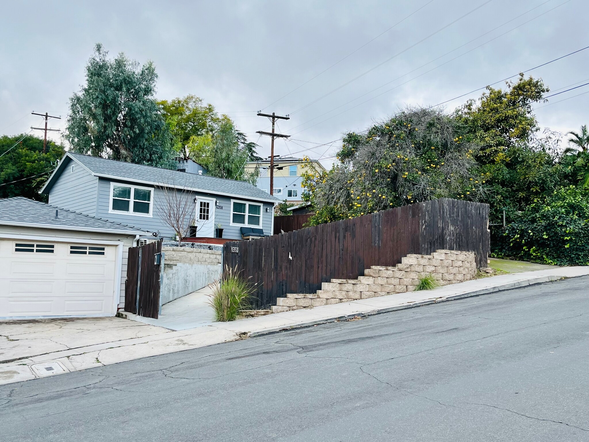 View from street - 4358 Aragon Dr
